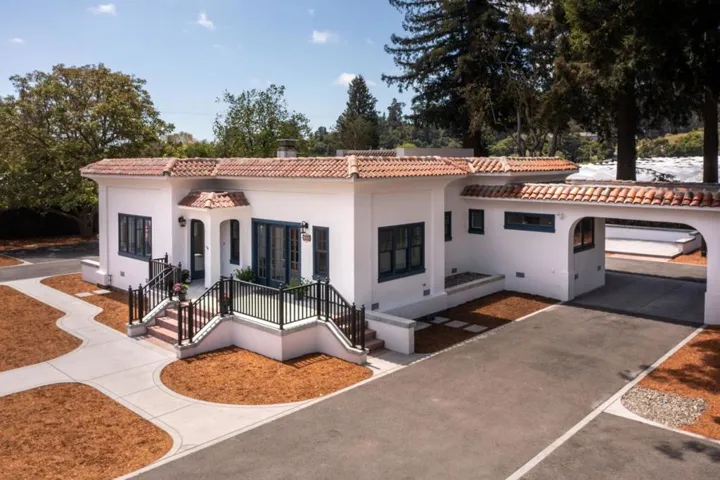 355 Corralitos Road, Watsonville, California 95076