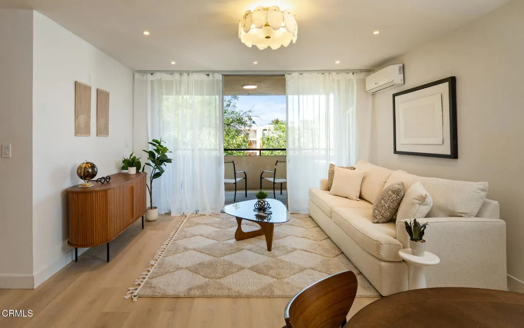 1115 Cordova Street 316, Pasadena, California 91106 home-pic-1