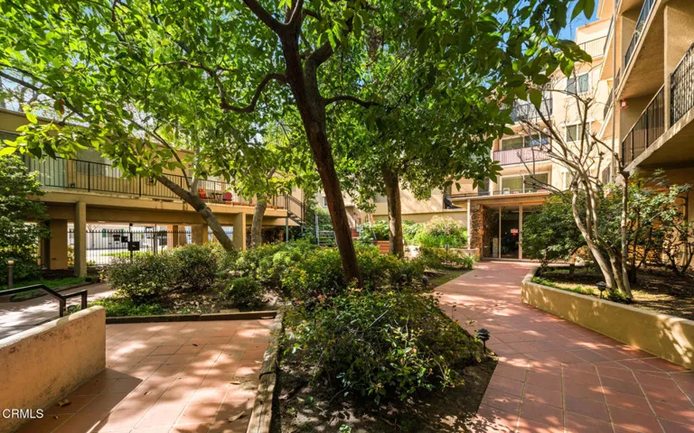 1115Cordova316-mls-21