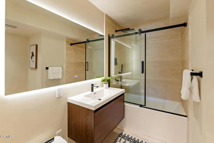 1115Cordova316-mls-14