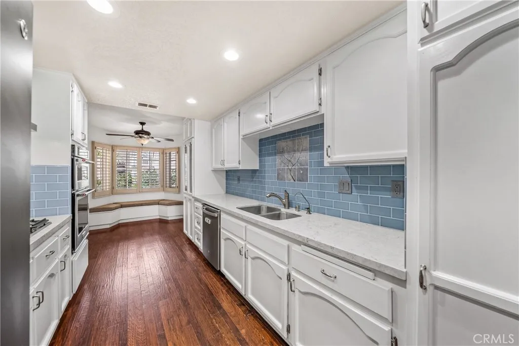 500 Stoneham Court 102, Long Beach, California 90803 home-pic-21