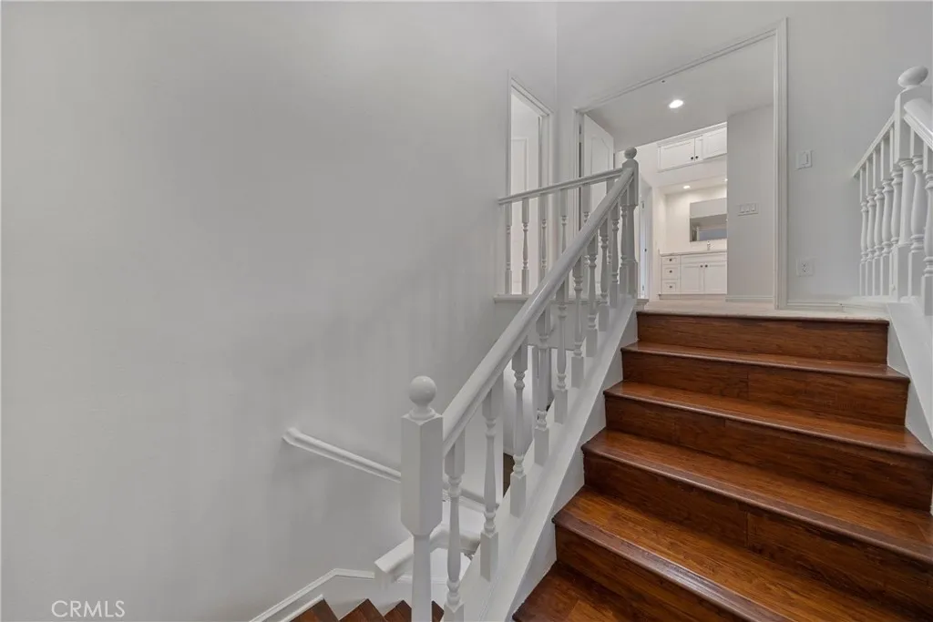 500 Stoneham Court 102, Long Beach, California 90803 home-pic-22
