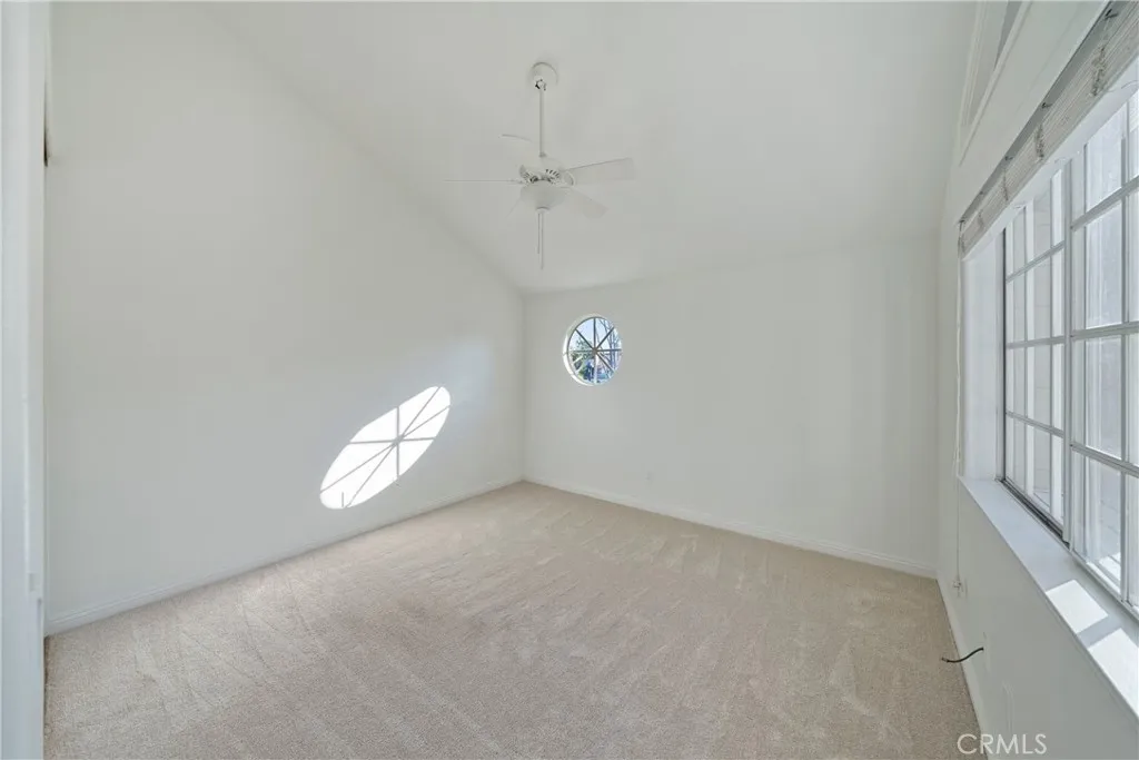 500 Stoneham Court 102, Long Beach, California 90803 home-pic-35