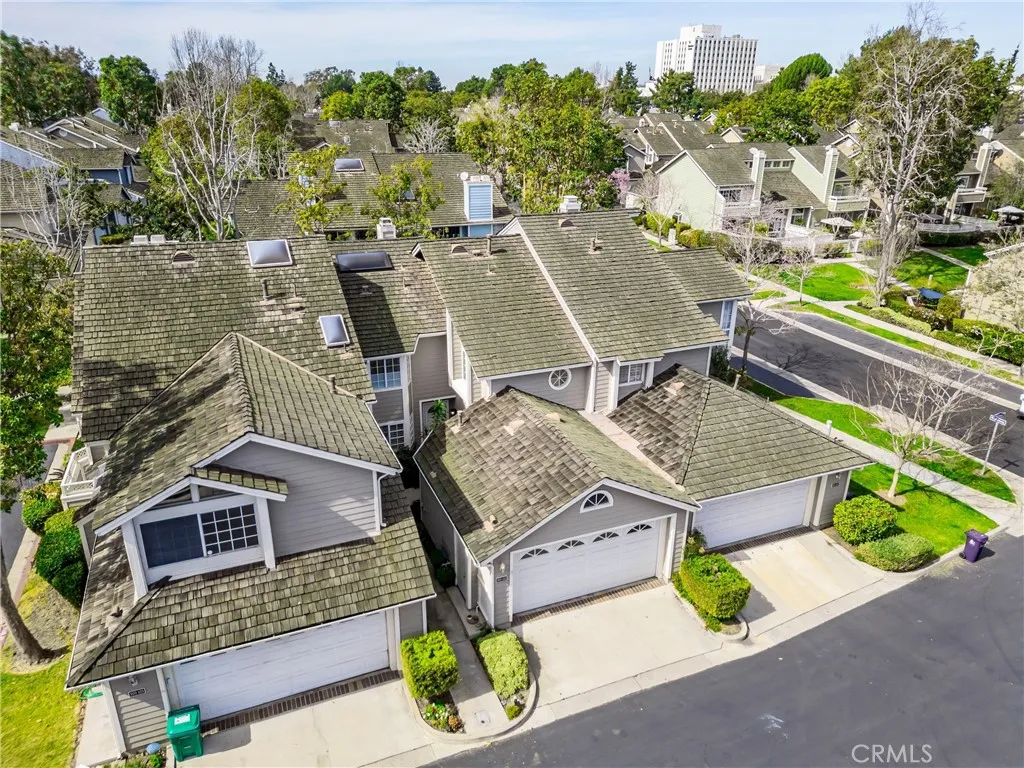 500 Stoneham Court 102, Long Beach, California 90803 home-pic-46