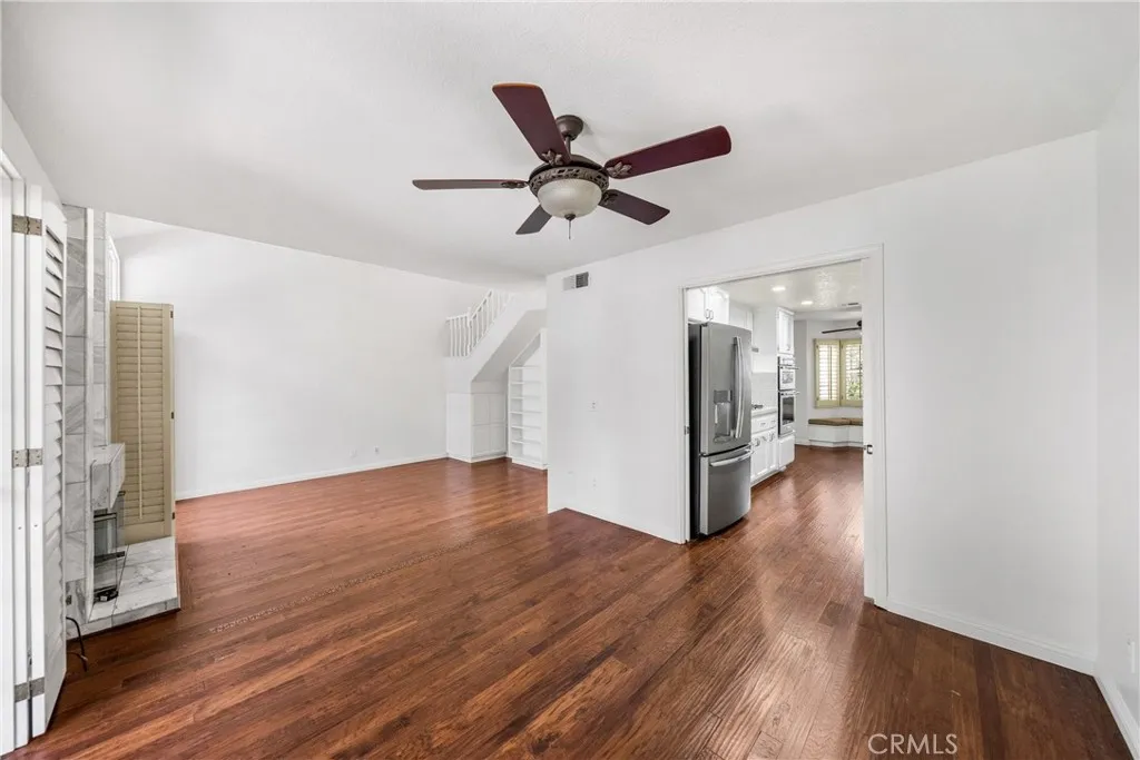 500 Stoneham Court 102, Long Beach, California 90803 home-pic-16