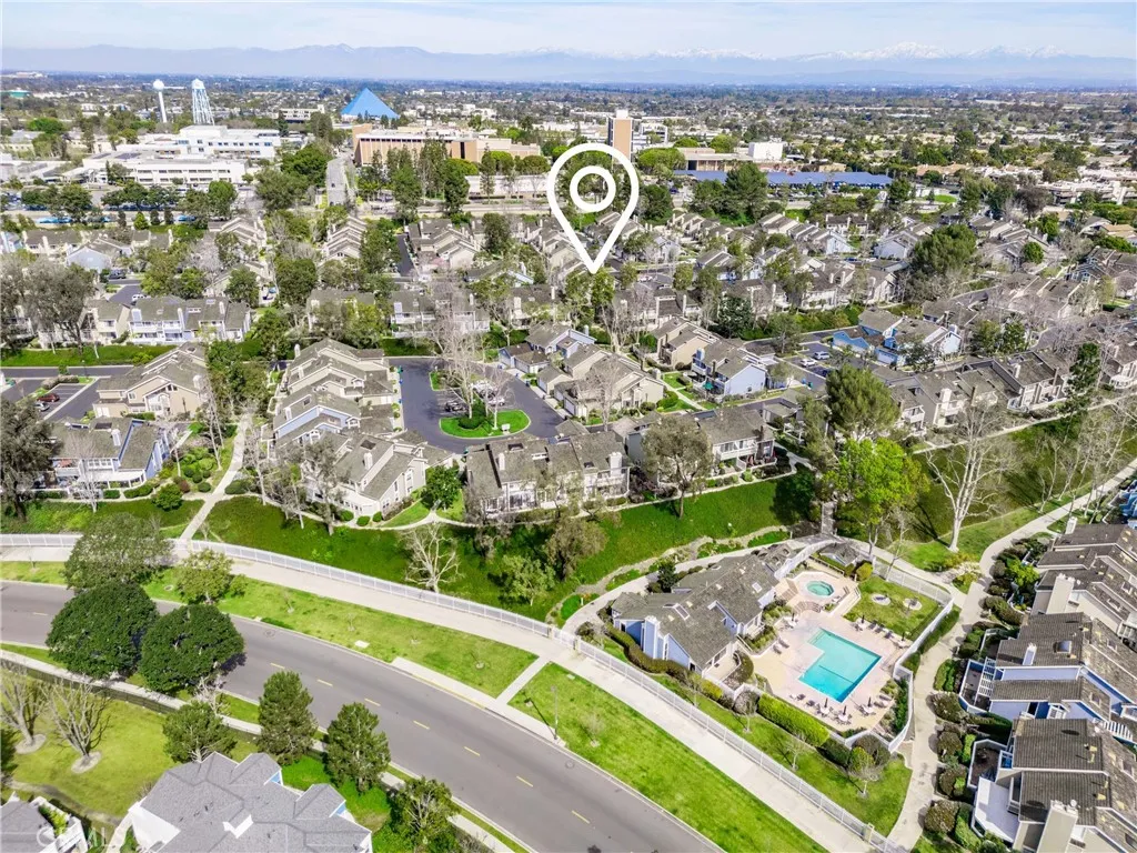500 Stoneham Court 102, Long Beach, California 90803 home-pic-50