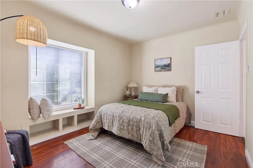 6127 Adenmoor Avenue, Lakewood, California 90713 home-pic-10