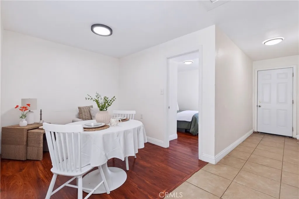 6127 Adenmoor Avenue, Lakewood, California 90713 home-pic-24