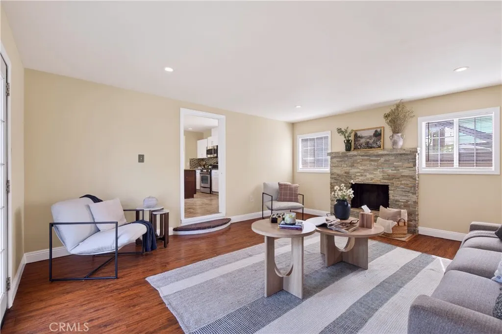 6127 Adenmoor Avenue, Lakewood, California 90713 home-pic-16