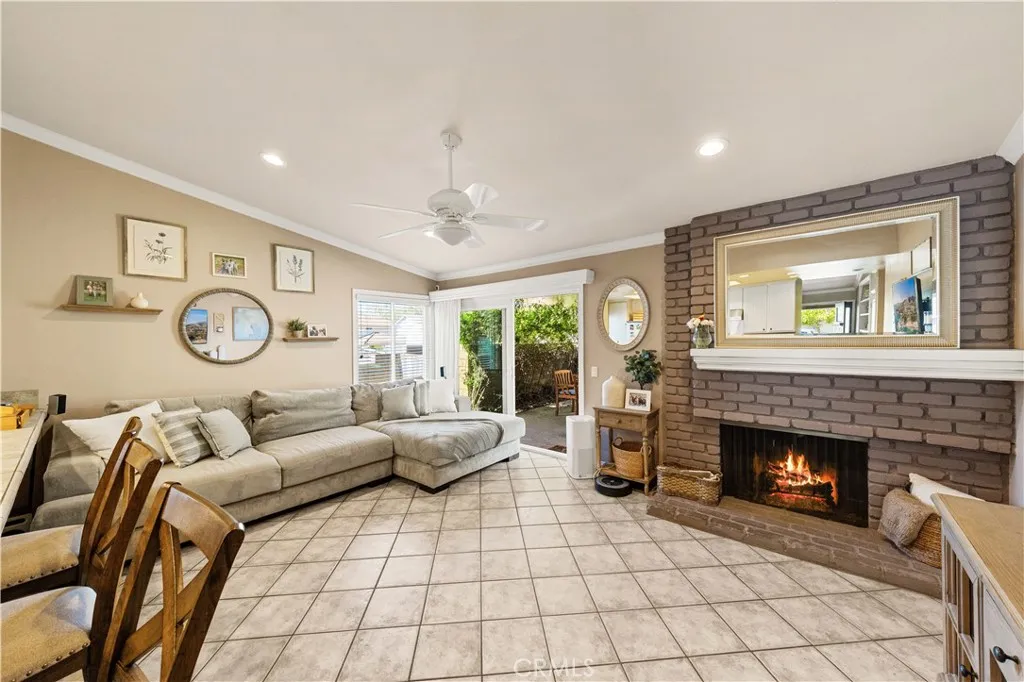 21415 Running River Court, Diamond Bar, California 91765 home-pic-16