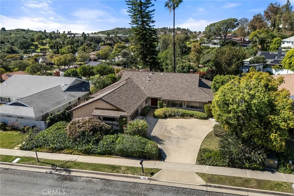 3125 La Sombra Way, Fullerton, California 92835 home-pic-1