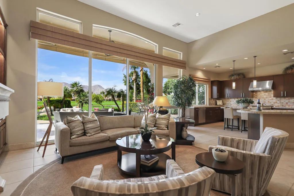 79560 Mission Drive E, La Quinta, California 92253 home-pic-2