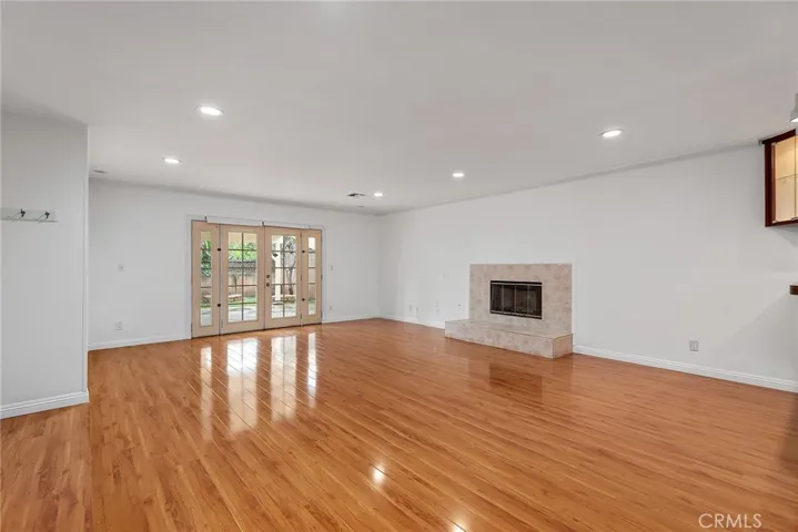Subterranean Family room
