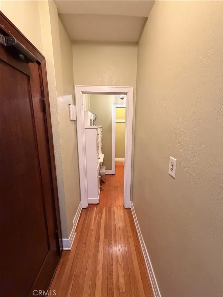 2121 James M Wood 412, Los Angeles, California 90006 home-pic-17