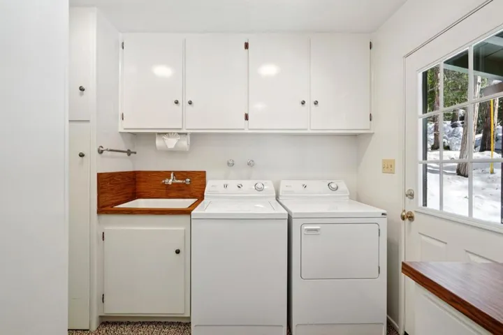 17-web-or-mls-Rim Rock Rd-S2502-032