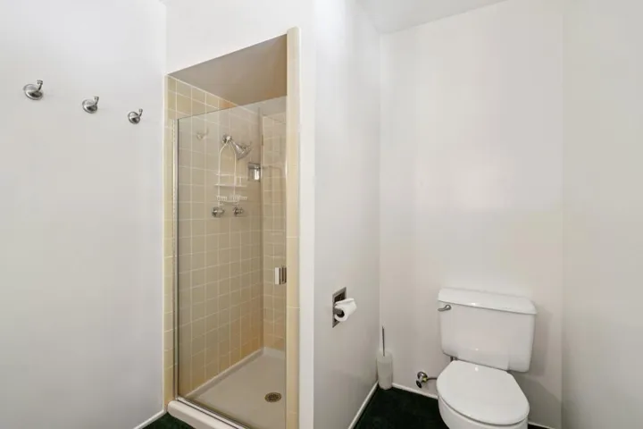 30-web-or-mls-Rim Rock Rd-S2502-030