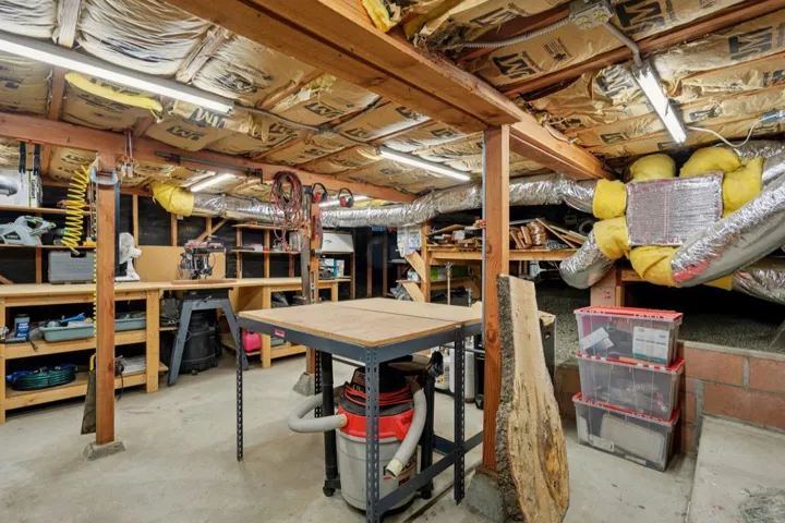 34-web-or-mls-Rim Rock Rd-S2502-033