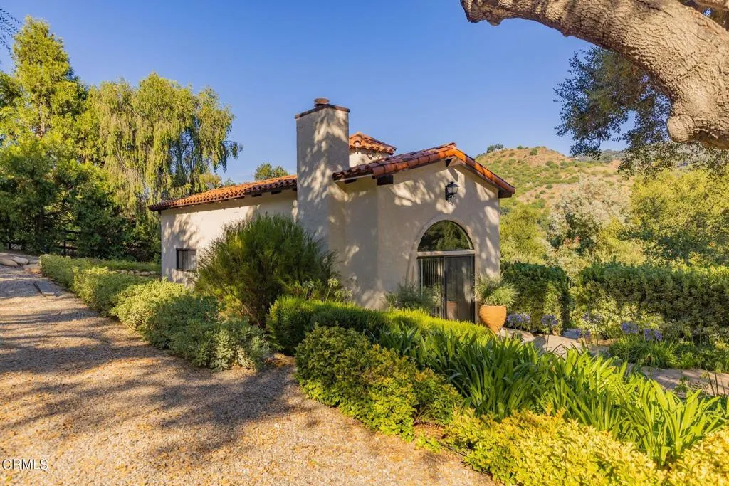 10829 10883 10883 Oak Knoll Road, Ojai, California 93023 home-pic-8