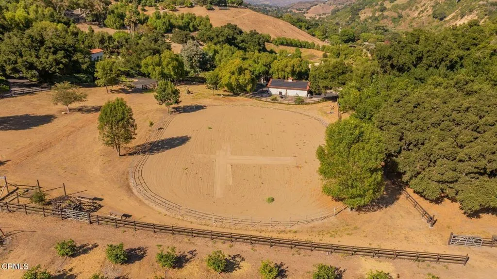10829 10883 10883 Oak Knoll Road, Ojai, California 93023 home-pic-18
