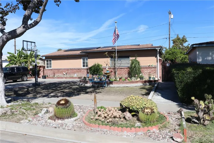 1467 W Roberta, Fullerton, California 92833