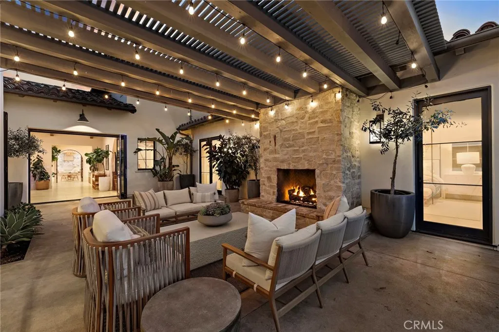 17 Water Port, Newport Coast, California 92657 home-pic-36