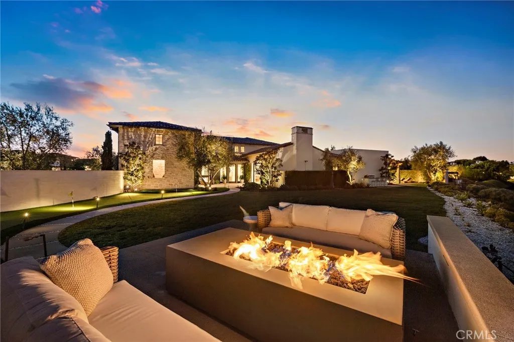 17 Water Port, Newport Coast, California 92657 home-pic-40