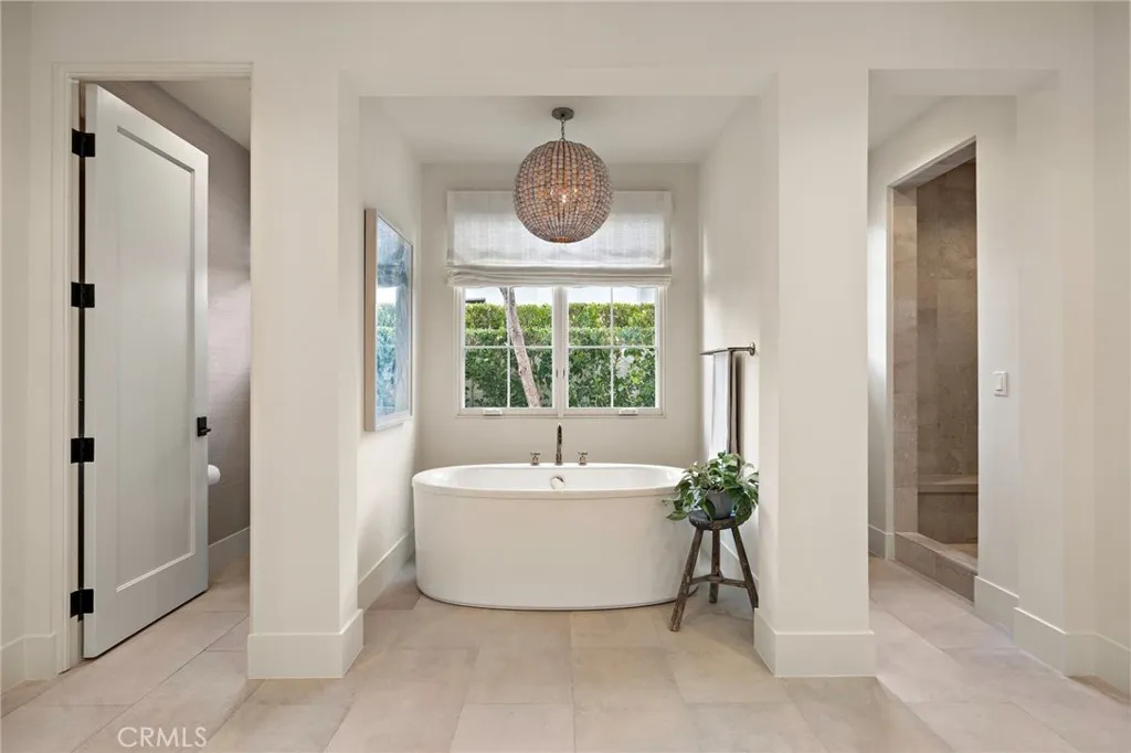 17 Water Port, Newport Coast, California 92657 home-pic-18