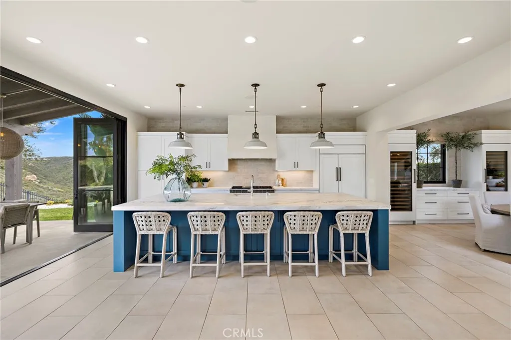 17 Water Port, Newport Coast, California 92657 home-pic-12