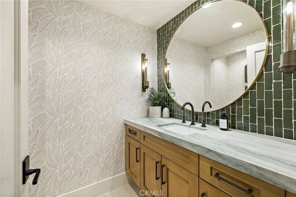 17 Water Port, Newport Coast, California 92657 home-pic-26
