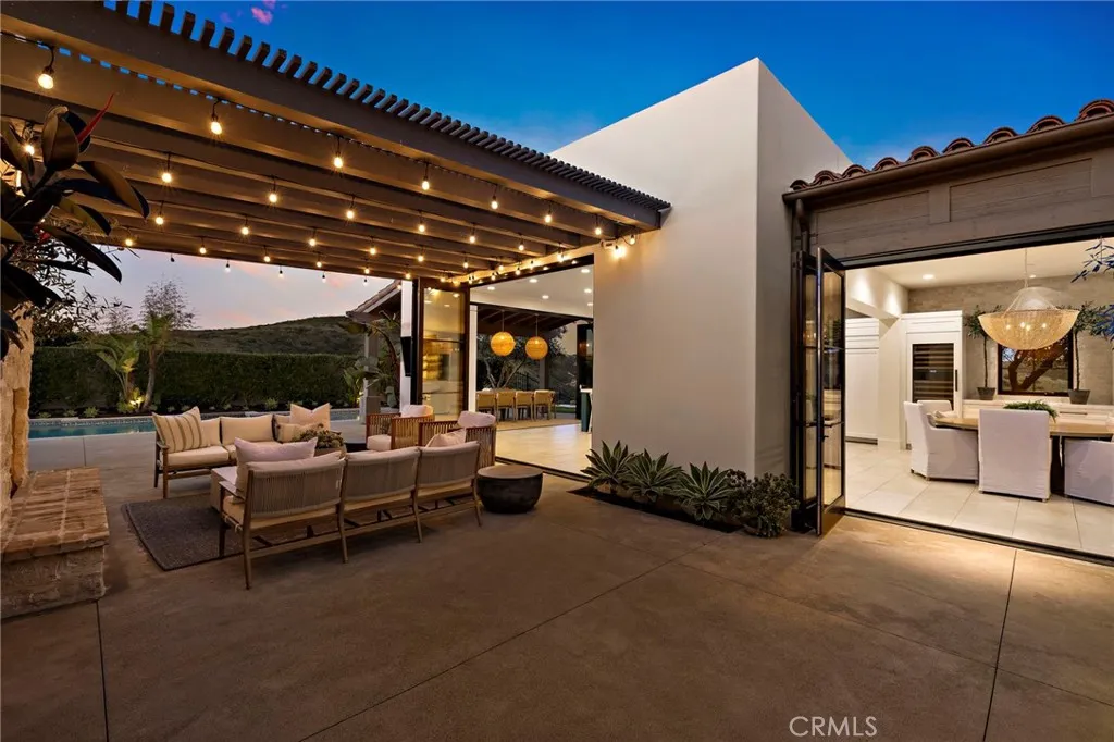 17 Water Port, Newport Coast, California 92657 home-pic-37