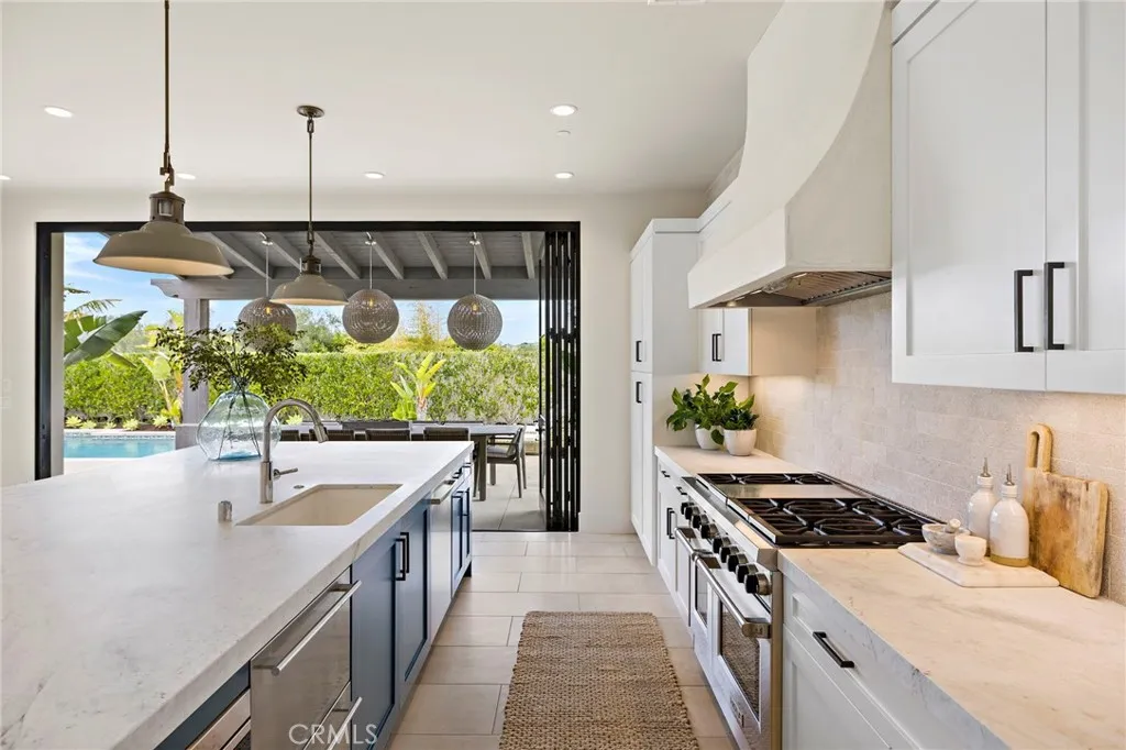 17 Water Port, Newport Coast, California 92657 home-pic-13