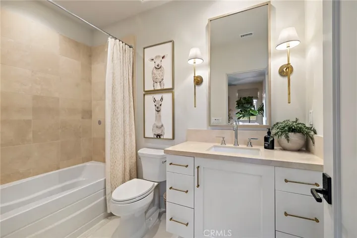 17 Water Port, Newport Coast, California 92657