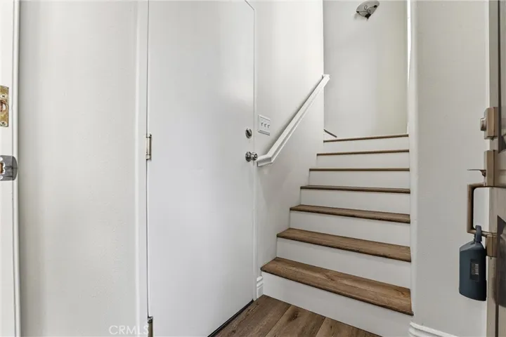 Entry up to second level