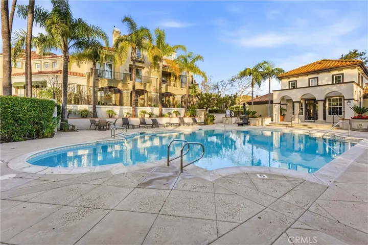 Community Pool, Spa and Gym