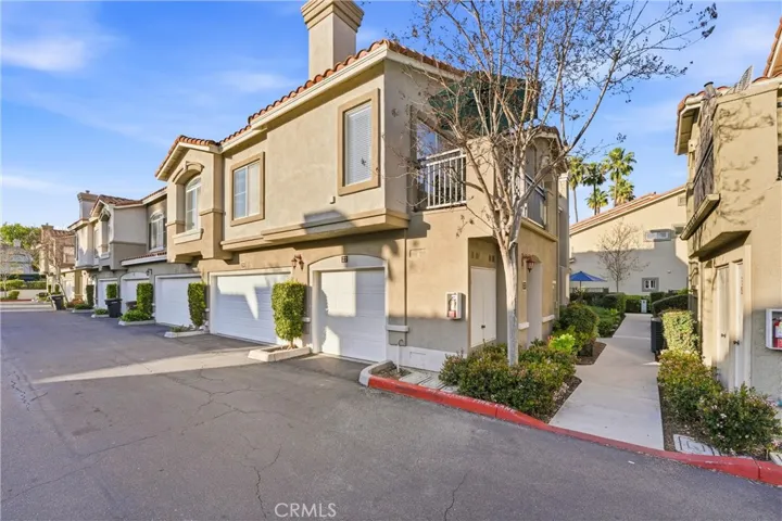 27 Via Barcelona, Rancho Santa Margarita, California 92688