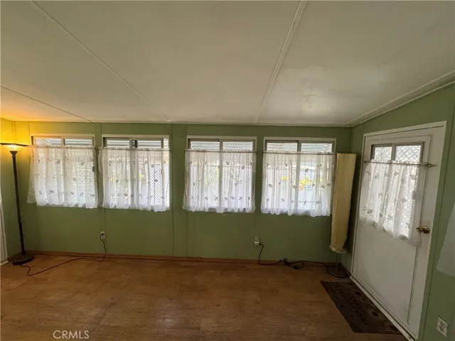Bonus room
