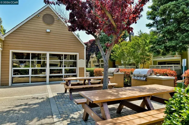 140 140 Reflections Dr 21, San Ramon, California 94583