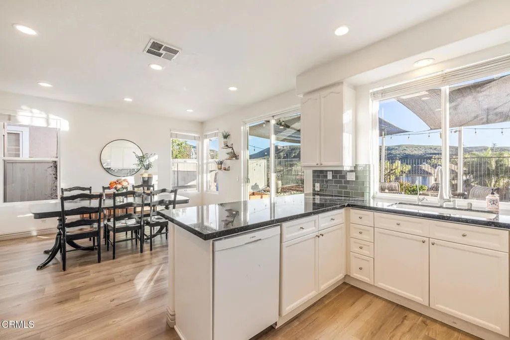 3118 Foxtail Court, Thousand Oaks, California 91362 home-pic-18