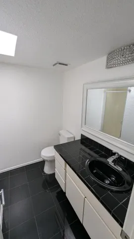 PXL_20260220_213250096.NIGHT