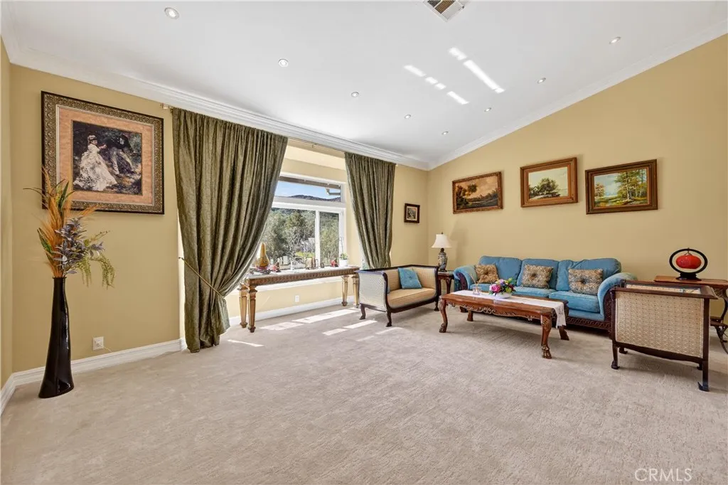 37321 Ironwood Drive, Yucaipa, California 92399 home-pic-7