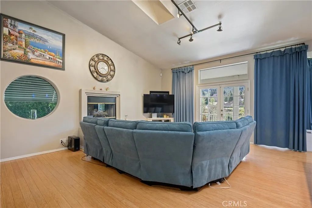 37321 Ironwood Drive, Yucaipa, California 92399 home-pic-15