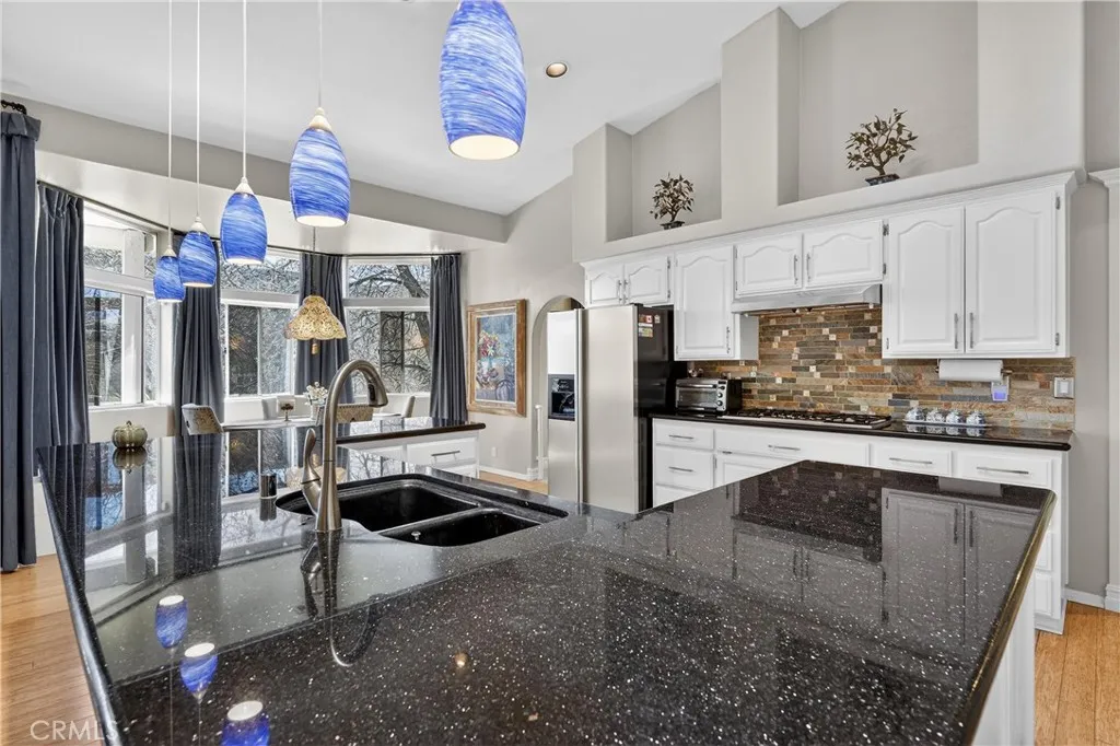 37321 Ironwood Drive, Yucaipa, California 92399 home-pic-19