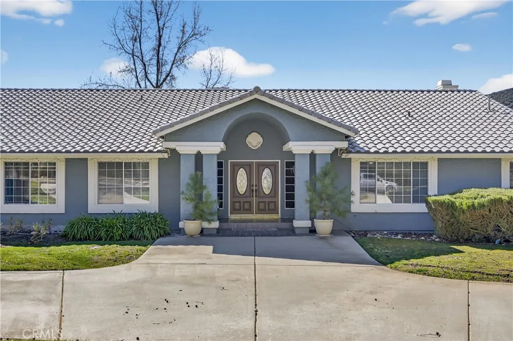 37321 Ironwood Drive, Yucaipa, California 92399 home-pic-3