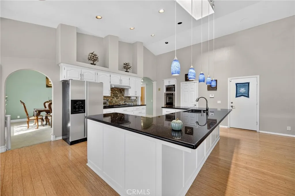 37321 Ironwood Drive, Yucaipa, California 92399 home-pic-18