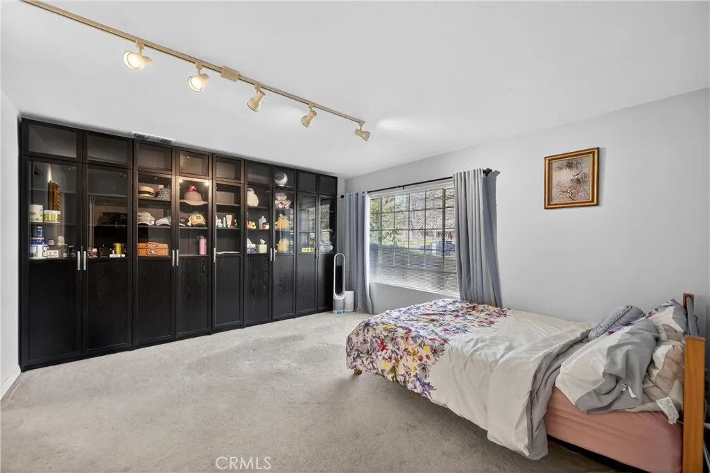 37321 Ironwood Drive, Yucaipa, California 92399 home-pic-24