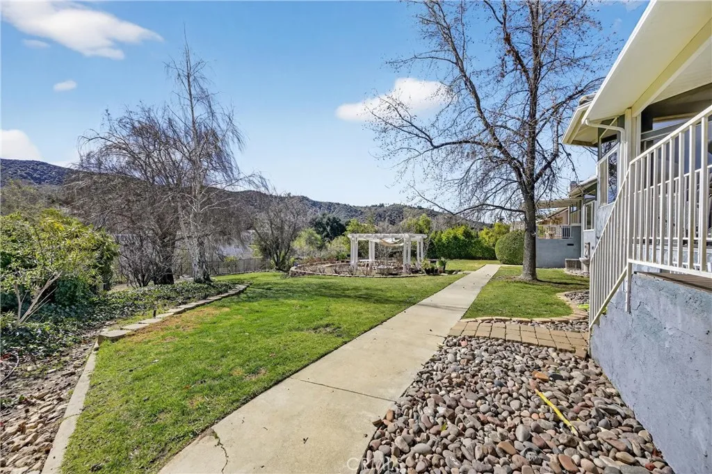 37321 Ironwood Drive, Yucaipa, California 92399 home-pic-48