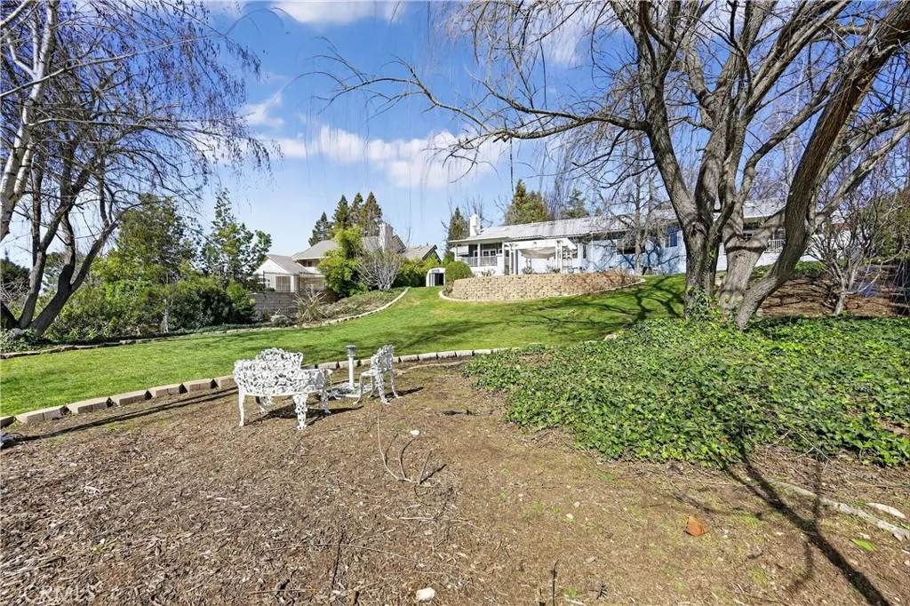 37321 Ironwood Drive, Yucaipa, California 92399 home-pic-47