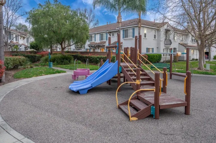35530 Monterra Terrace 303, Union City, California 94587