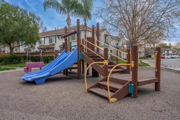 35530 Monterra Terrace 303, Union City, California 94587