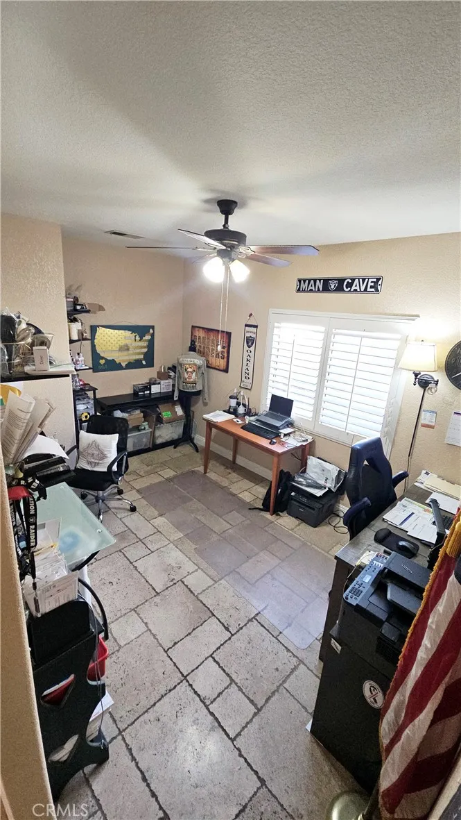 5644 W Avenue L14, Lancaster, California 93536 home-pic-13